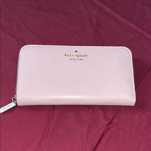 NWTs Kate Spade Soft Pink Large Zip Wallet